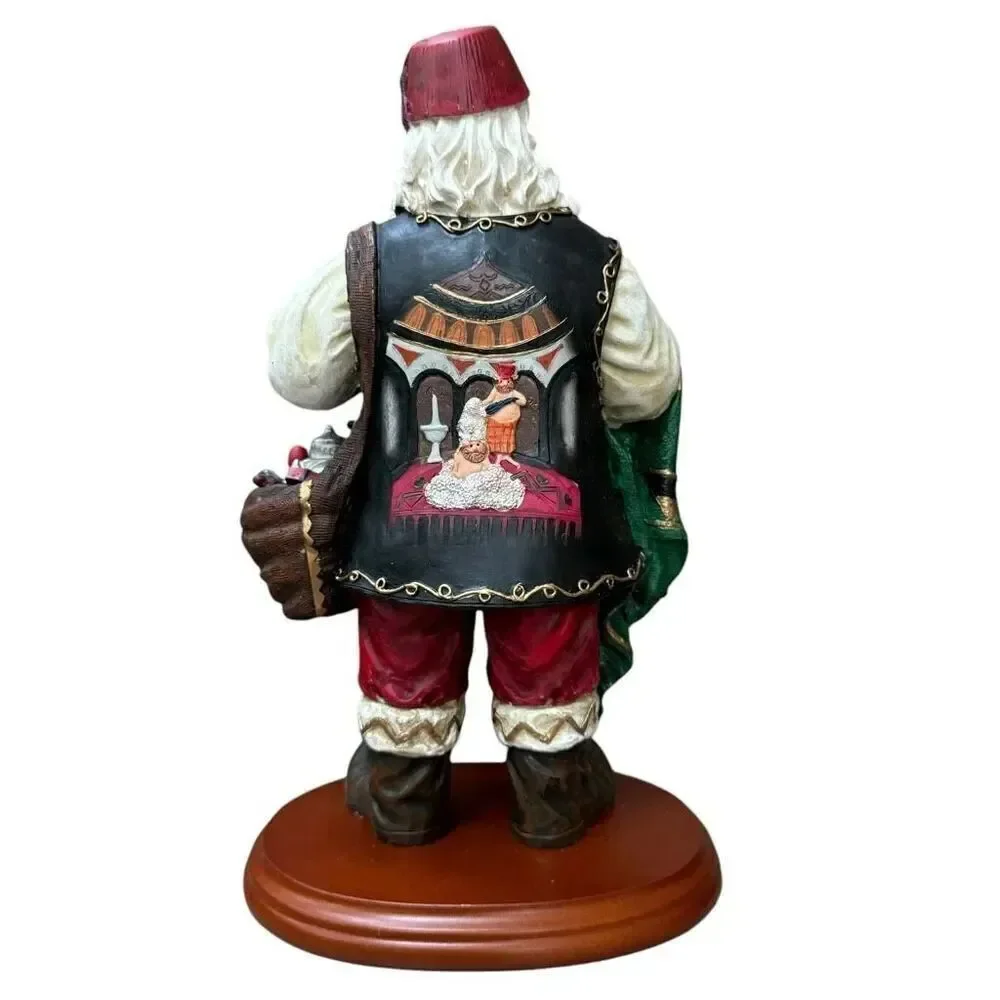 Dillard's Trimmings Vintage International Santa Figurine country Turkey 8” tall